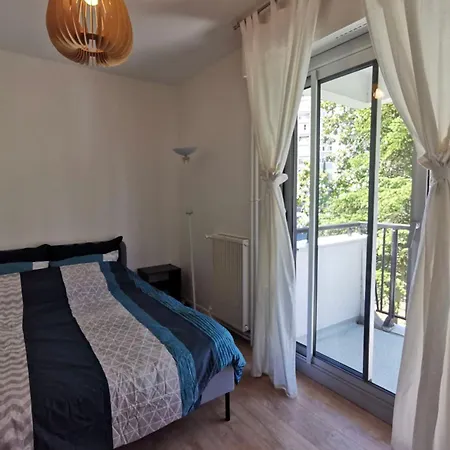 Cozy 36 M With Balcony Perfect For 2 *